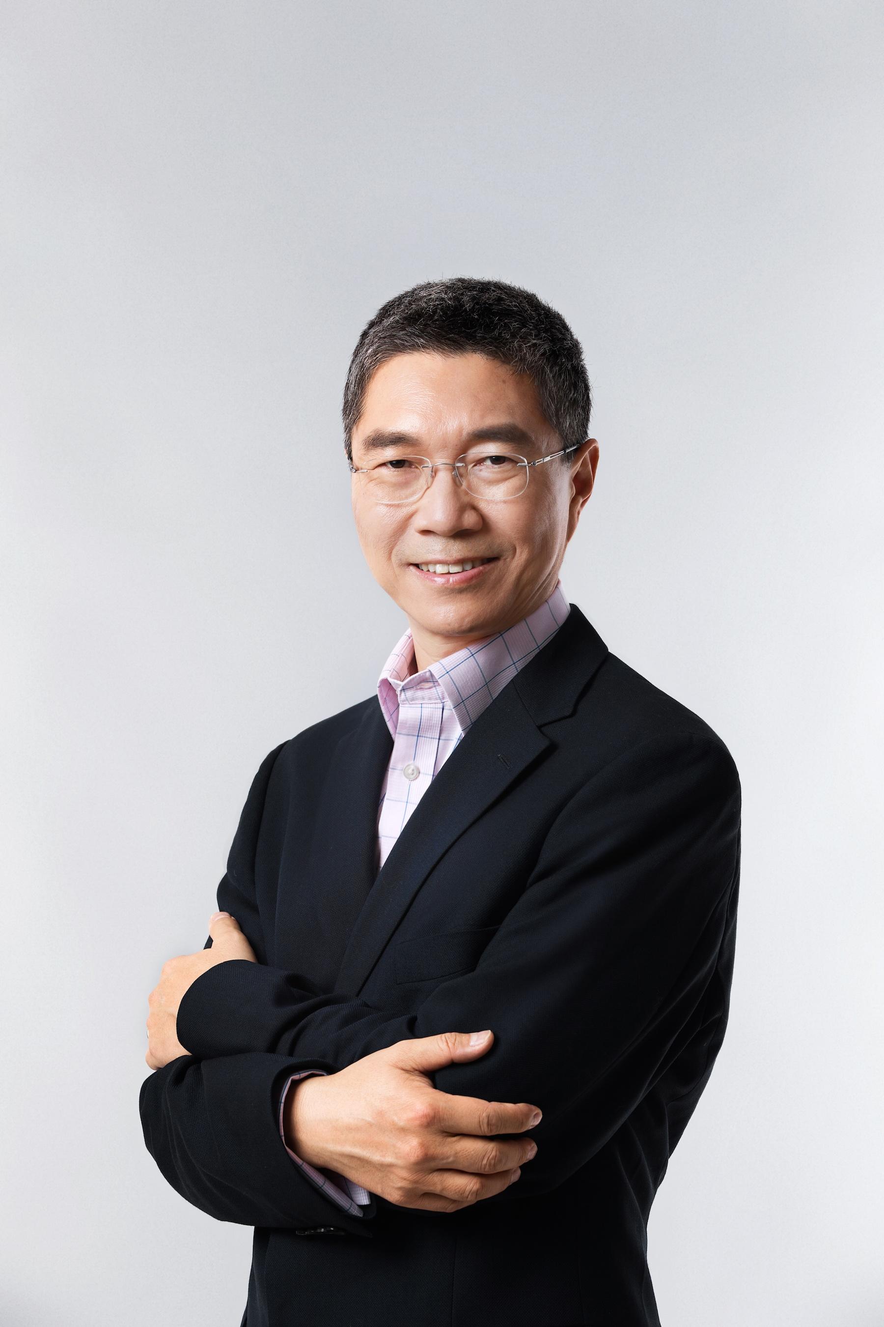 3. 猿編程科學(xué)顧問(wèn)、 約翰霍普金斯大學(xué)計(jì)算機(jī)博士、原谷歌資深研究員吳軍博士_gaitubao_.jpg